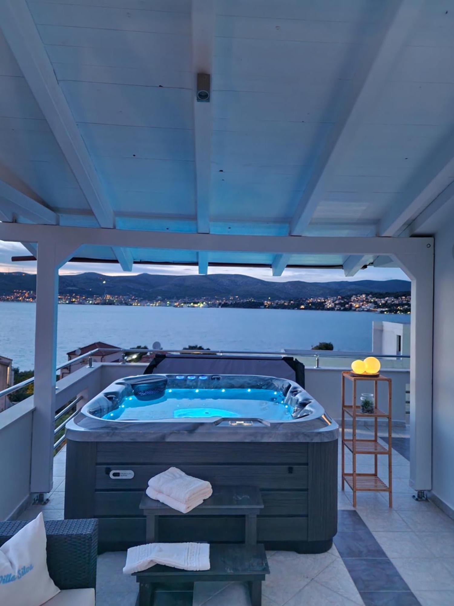 Apartments Silva With A View Of Sea Trogir Exterior foto