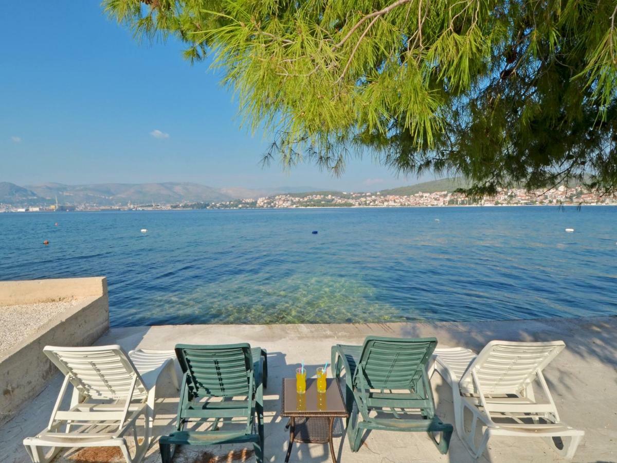 Apartments Silva With A View Of Sea Trogir Exterior foto